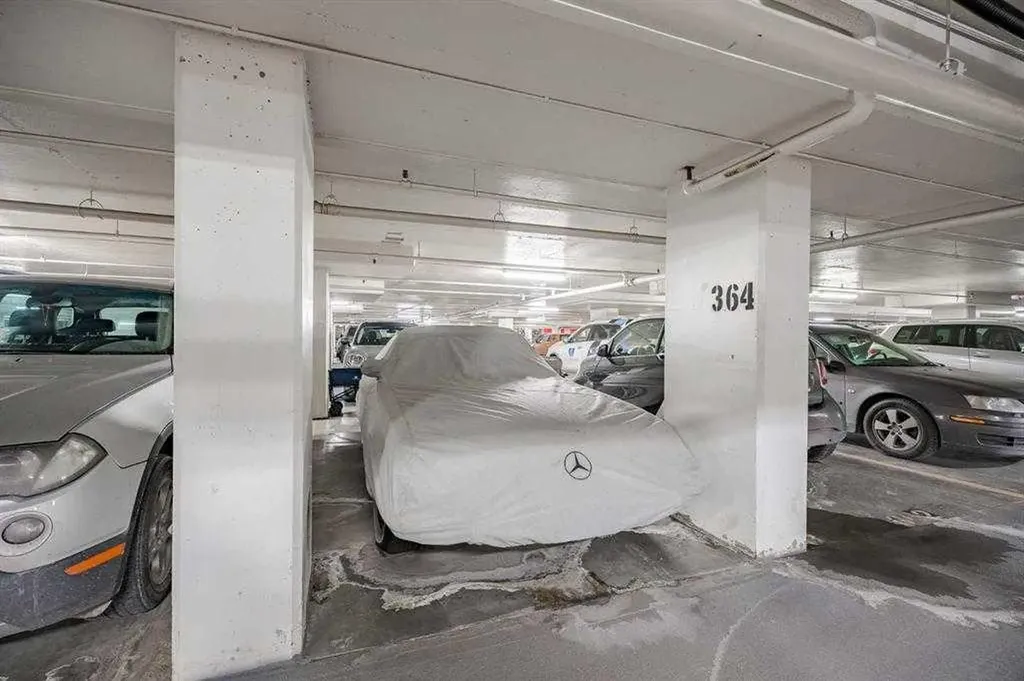 500 Eau Claire Avenue SW Calgary AB T2P 3R8