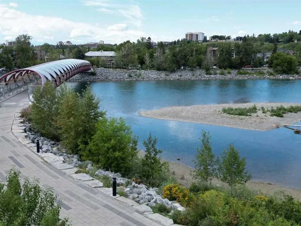 500 Eau Claire Avenue SW Calgary AB T2P 3R8