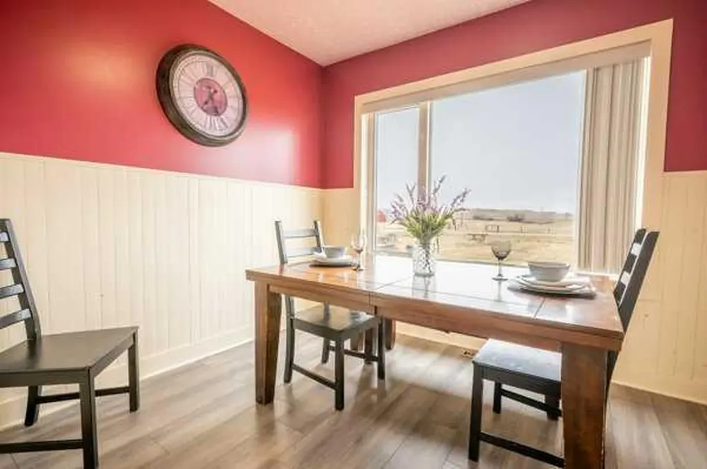 11 Railway Street Walsh AB T0J 3L0