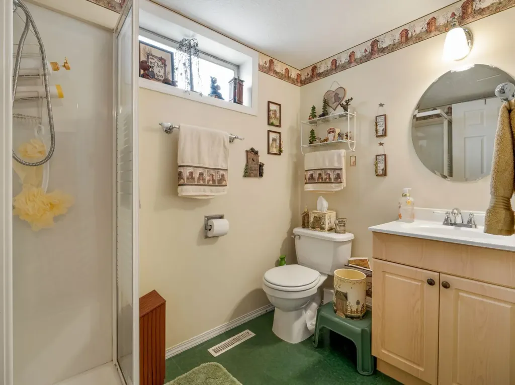 240 3 Avenue E Cardston AB T0K 0K0