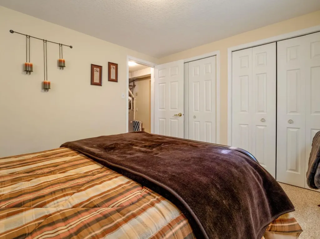 240 3 Avenue E Cardston AB T0K 0K0