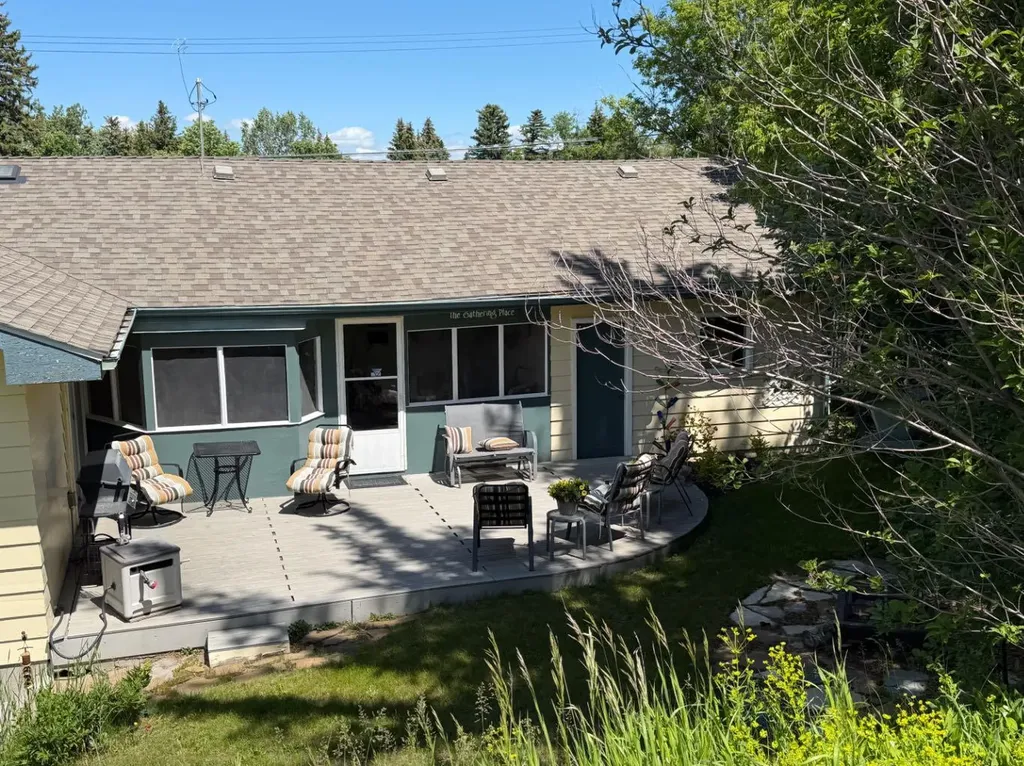 240 3 Avenue E Cardston AB T0K 0K0