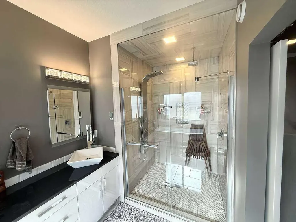 10522 101 Avenue Sexsmith AB T0H 3C0