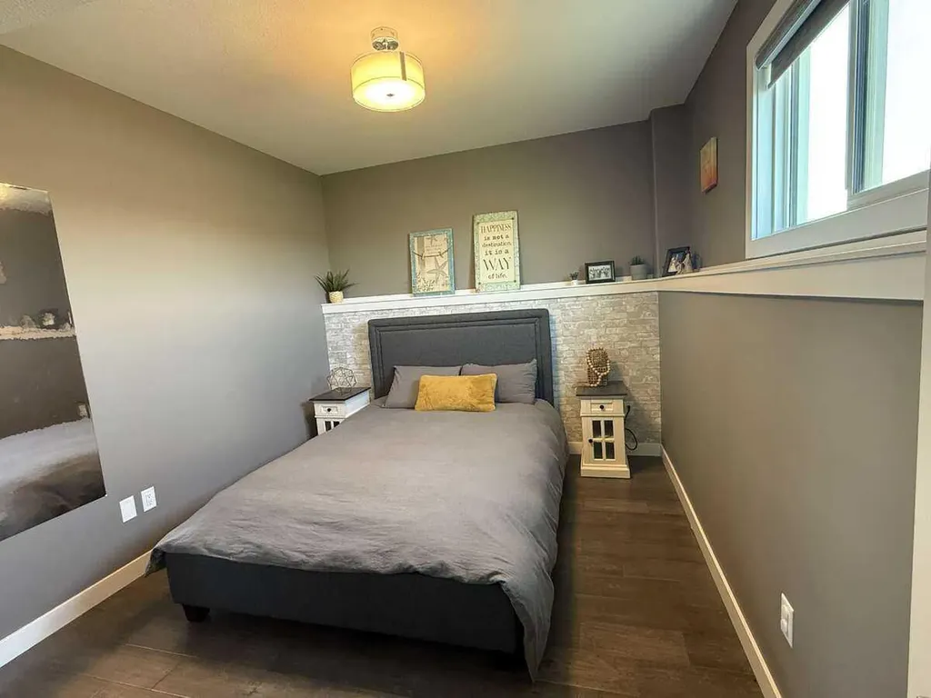 10522 101 Avenue Sexsmith AB T0H 3C0