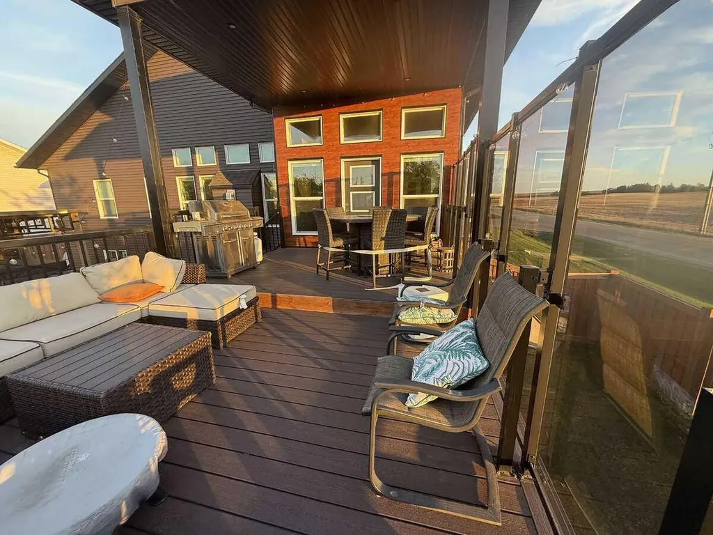10522 101 Avenue Sexsmith AB T0H 3C0