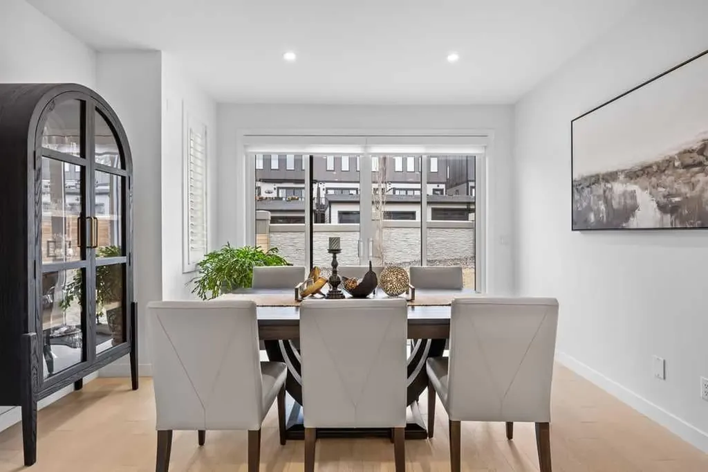 80 Timberline Way SW Calgary AB T3H 6C8