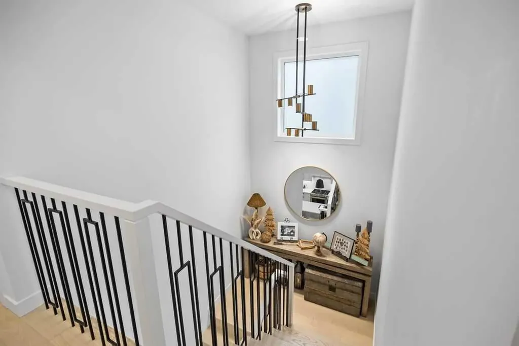 80 Timberline Way SW Calgary AB T3H 6C8