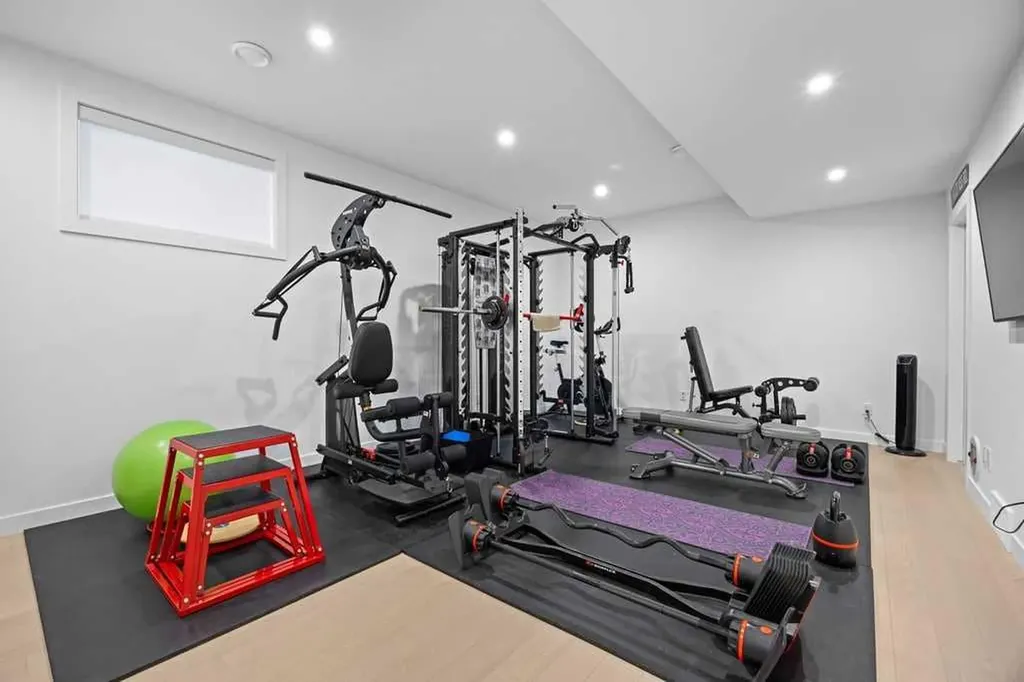 80 Timberline Way SW Calgary AB T3H 6C8