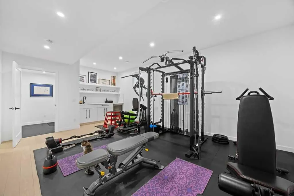 80 Timberline Way SW Calgary AB T3H 6C8