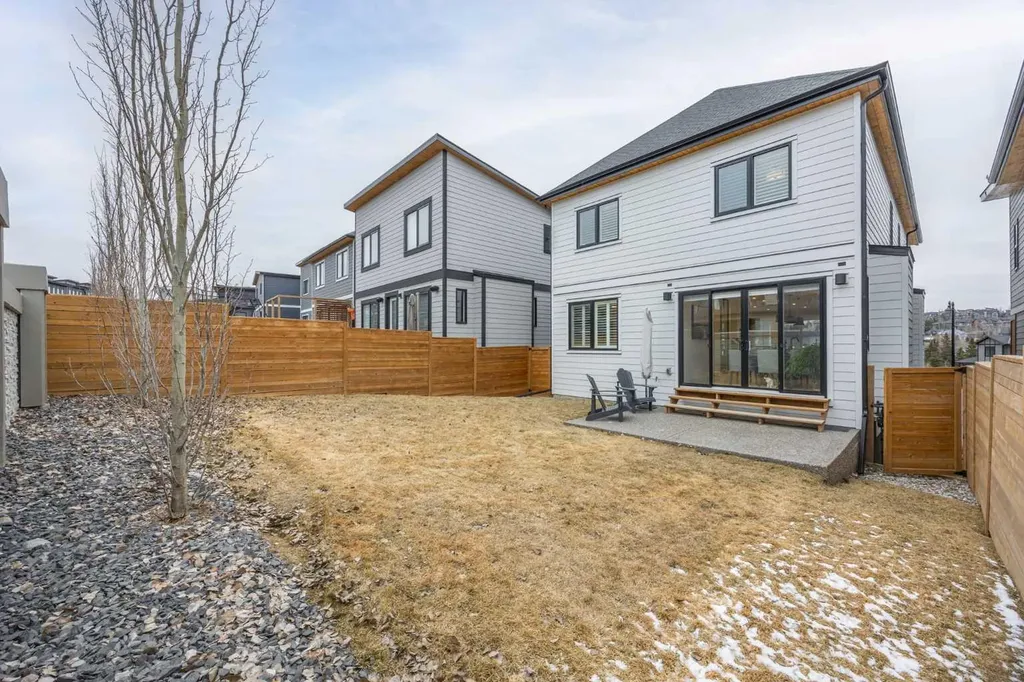 80 Timberline Way SW Calgary AB T3H 6C8