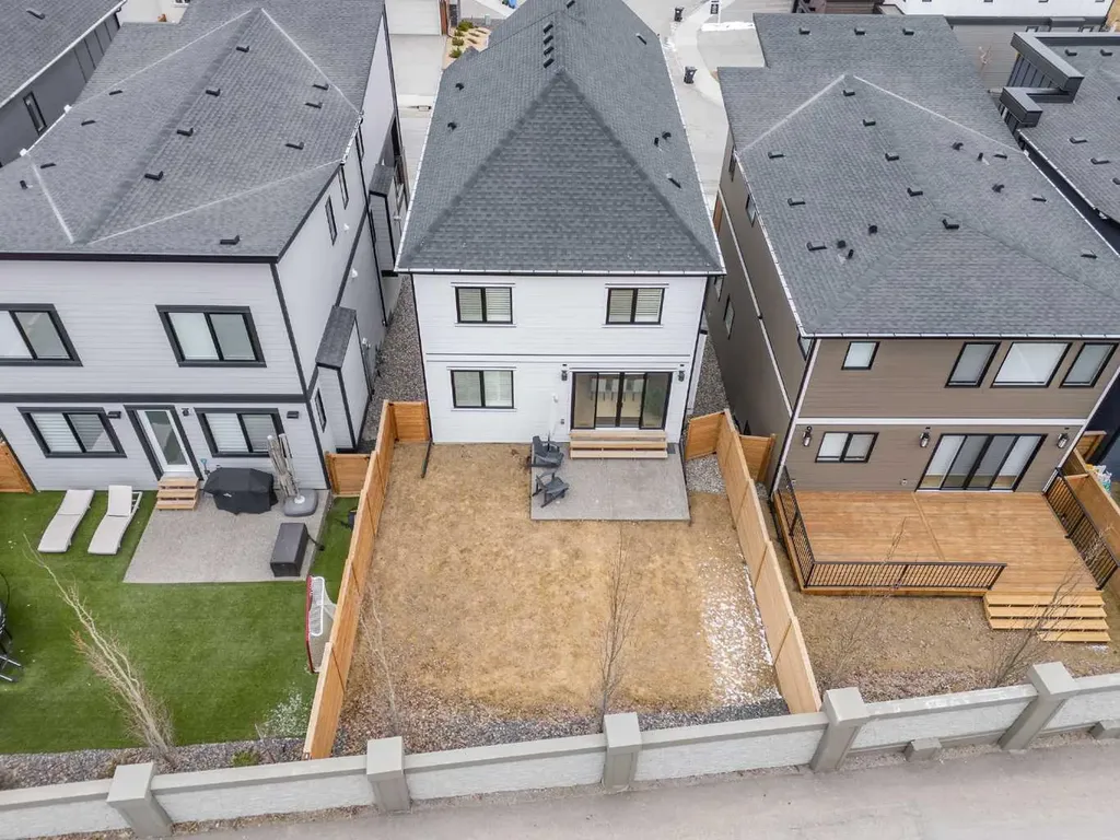 80 Timberline Way SW Calgary AB T3H 6C8