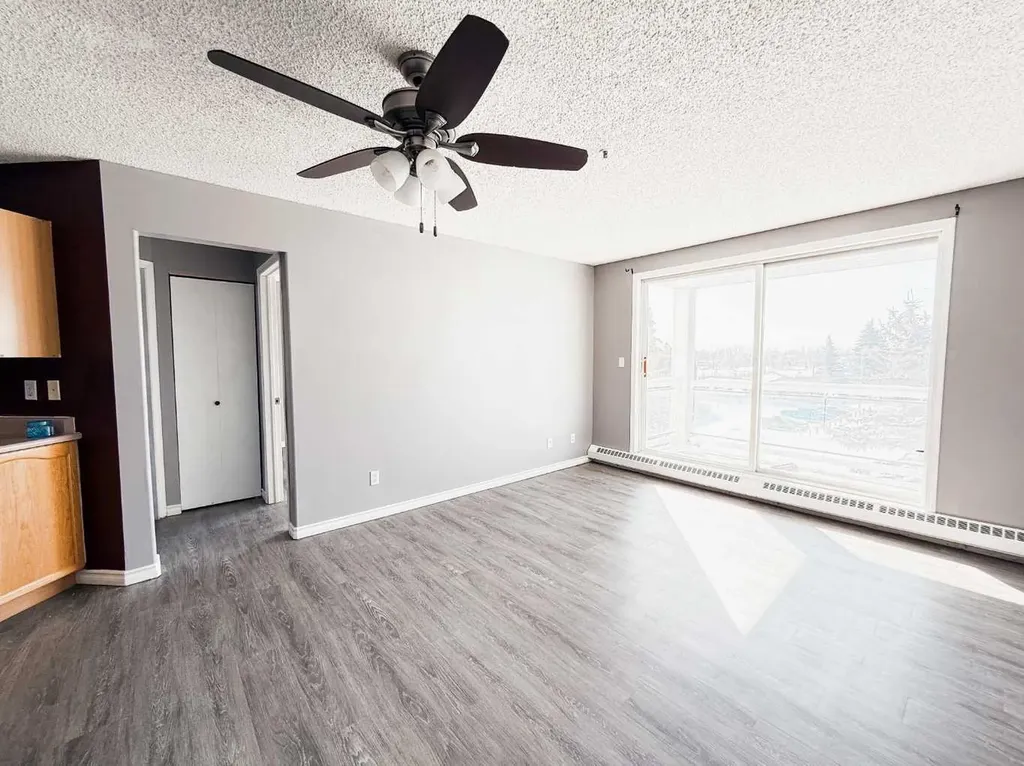 9700 92 Avenue Grande Prairie AB T8V 6Z7
