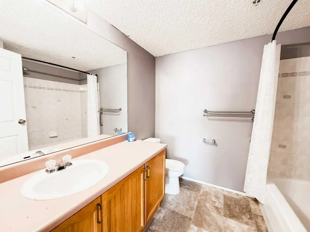 9700 92 Avenue Grande Prairie AB T8V 6Z7