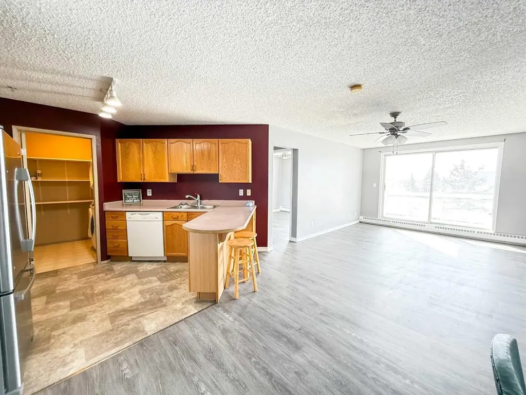 9700 92 Avenue Grande Prairie AB T8V 6Z7