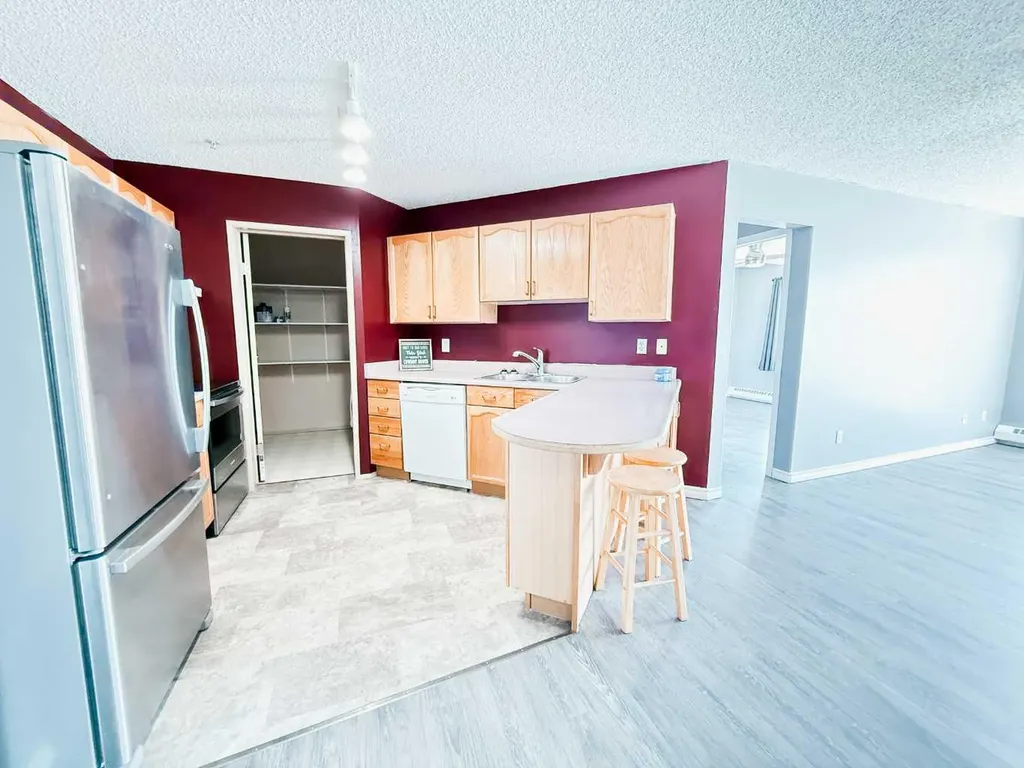 9700 92 Avenue Grande Prairie AB T8V 6Z7