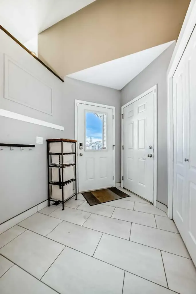 116 Old Boomer Road Sylvan Lake AB T4S 2J1