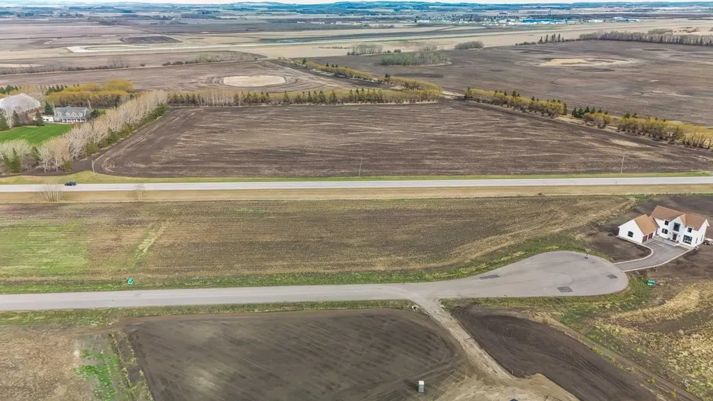 28163 Township Road 374 Rural Red Deer County AB T4E 2E1