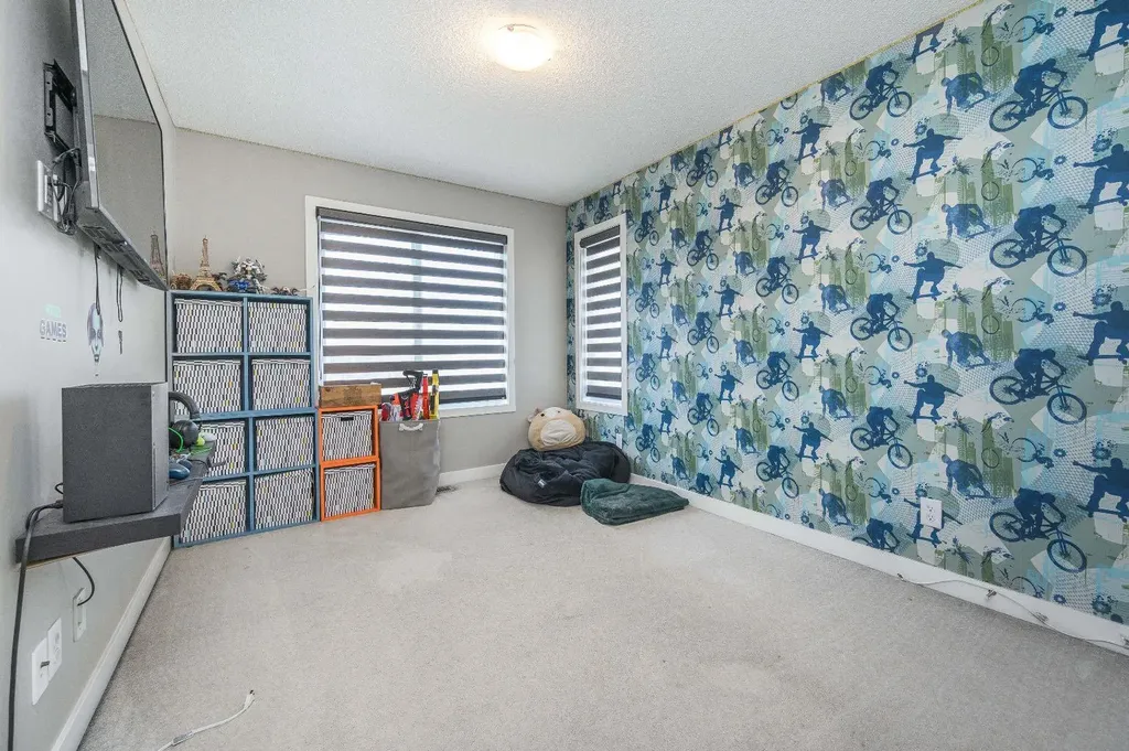 5 Masters Street SE Calgary AB T3M 2R5