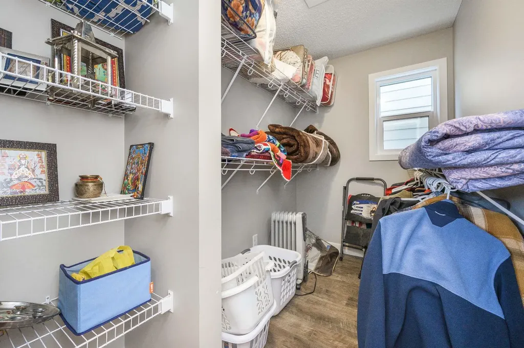 5 Masters Street SE Calgary AB T3M 2R5