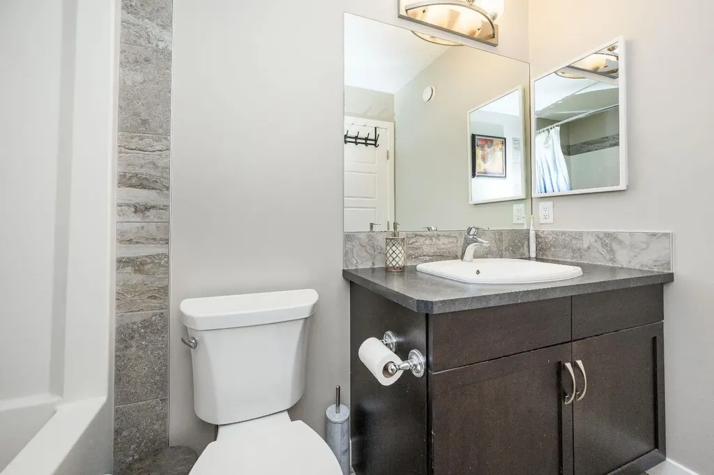 5 Masters Street SE Calgary AB T3M 2R5