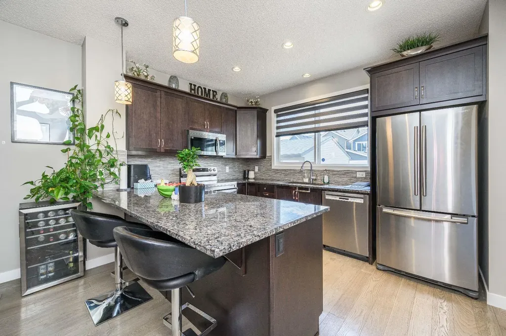5 Masters Street SE Calgary AB T3M 2R5