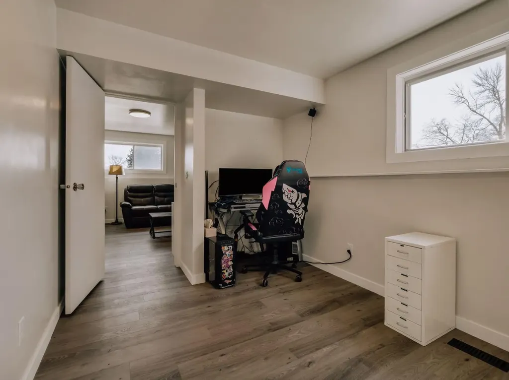 5327 3a Street W Claresholm AB T0L0L0