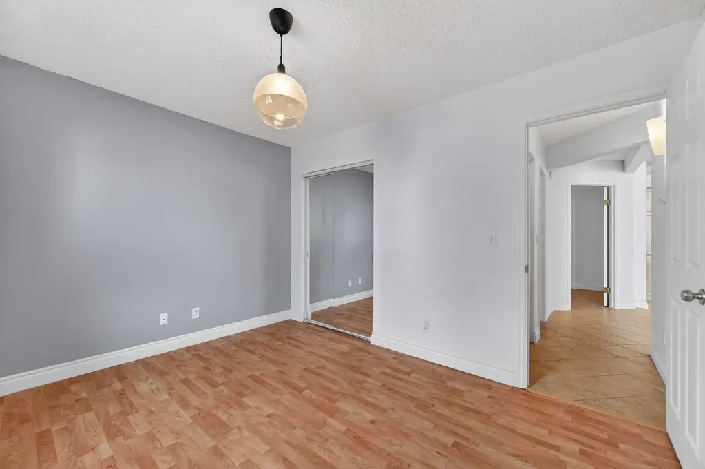 1815 26 Avenue SW Calgary AB T2T 1E2