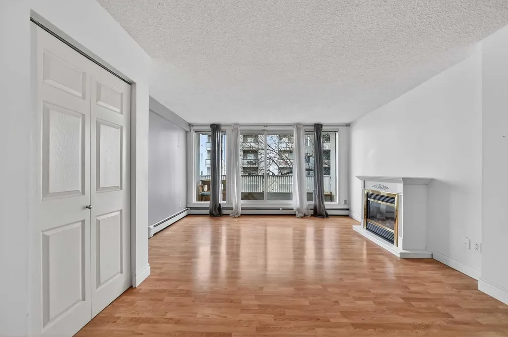 1815 26 Avenue SW Calgary AB T2T 1E2