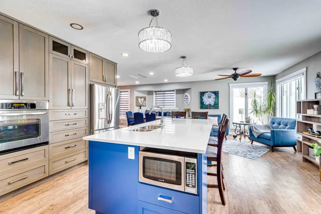 211 4 Avenue SE Three Hills AB T0M2A0