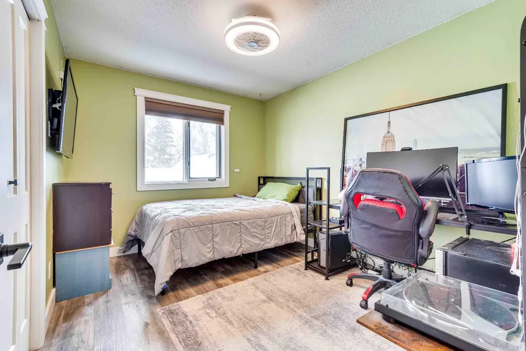 211 4 Avenue SE Three Hills AB T0M2A0