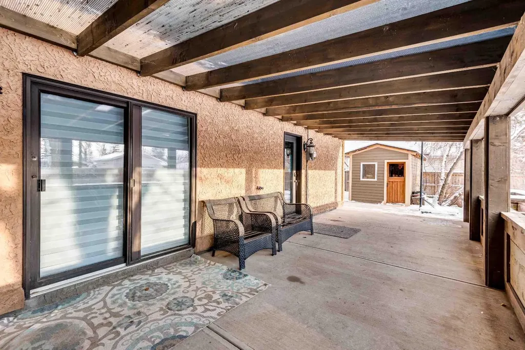 211 4 Avenue SE Three Hills AB T0M2A0
