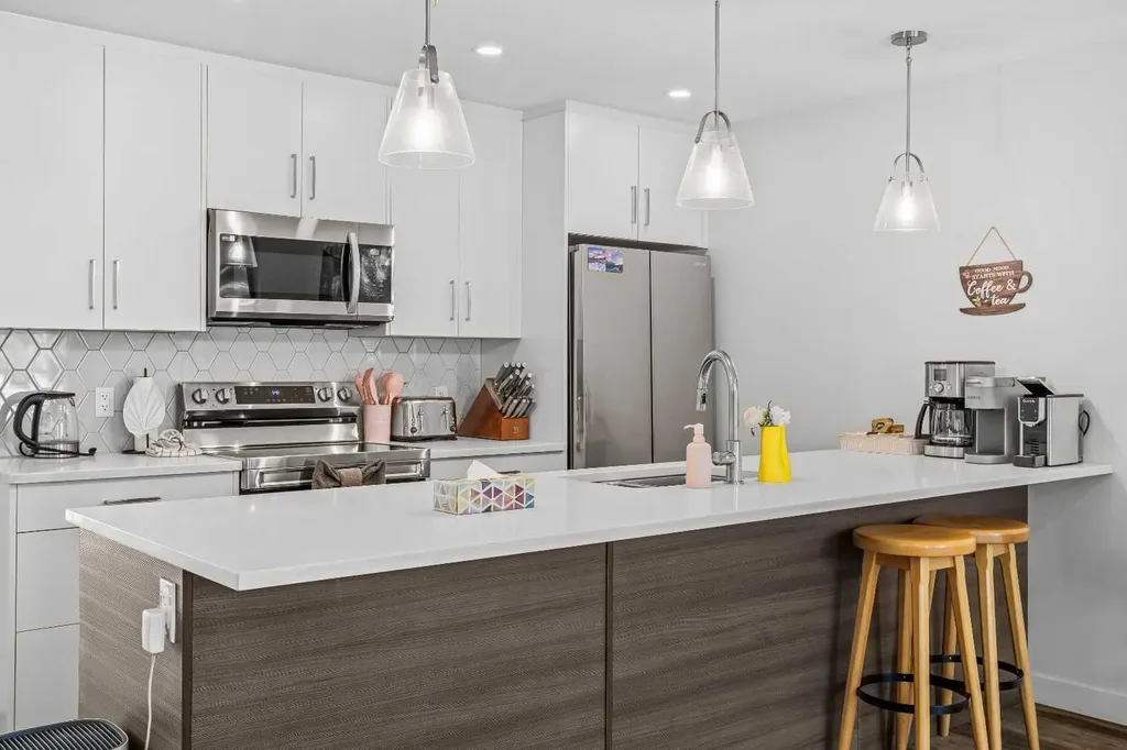 109 Kananaskis Way Canmore AB T1W 2X2