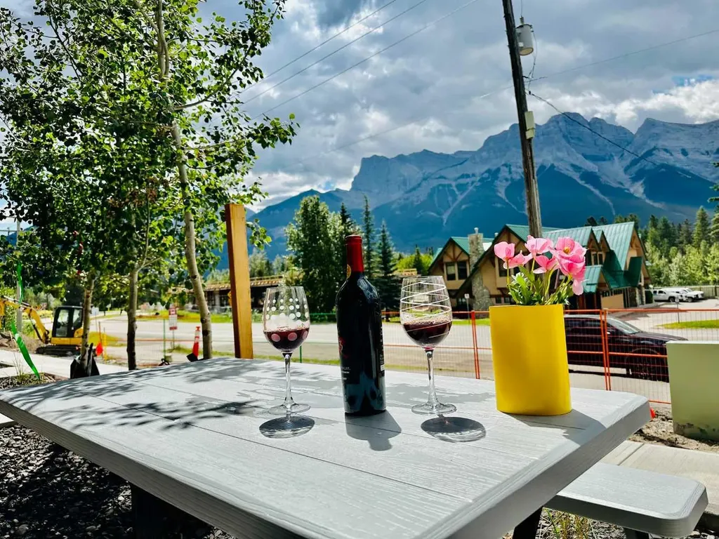 109 Kananaskis Way Canmore AB T1W 2X2