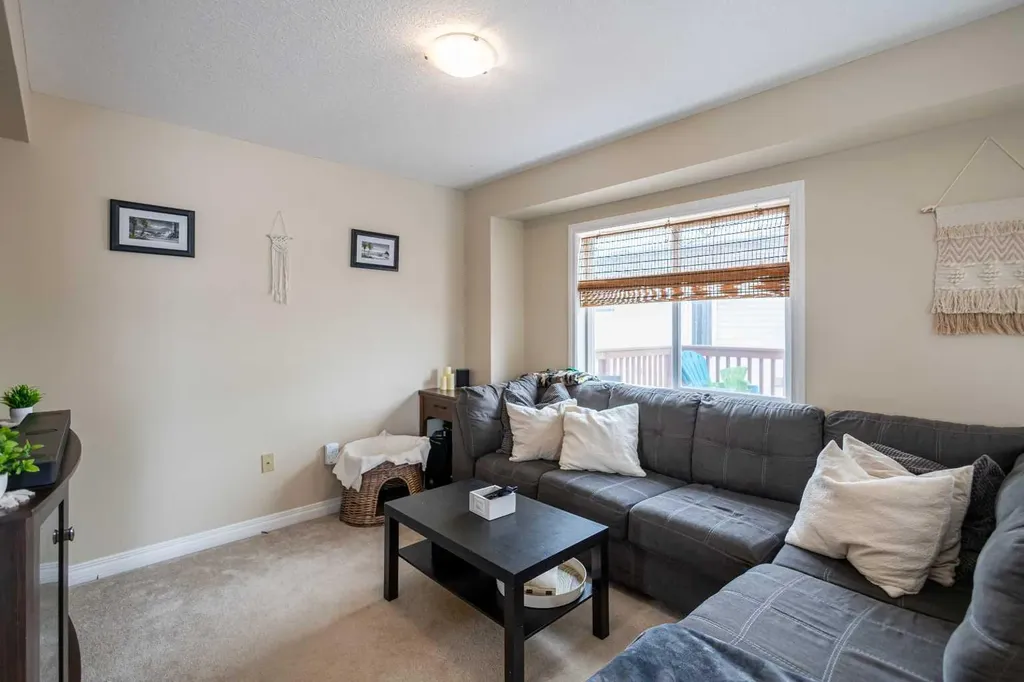 2602 11 Avenue Wainwright AB T9W 1W2
