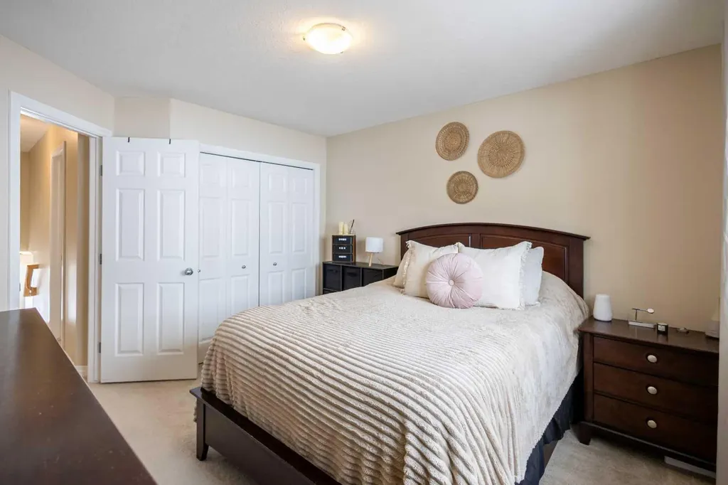 2602 11 Avenue Wainwright AB T9W 1W2