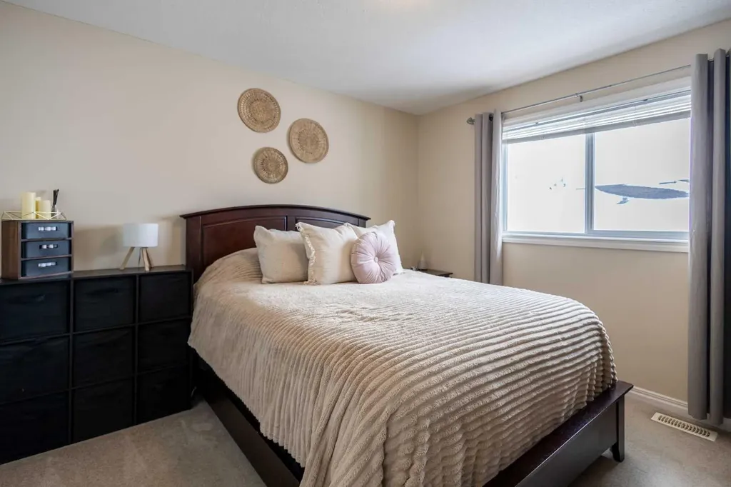 2602 11 Avenue Wainwright AB T9W 1W2