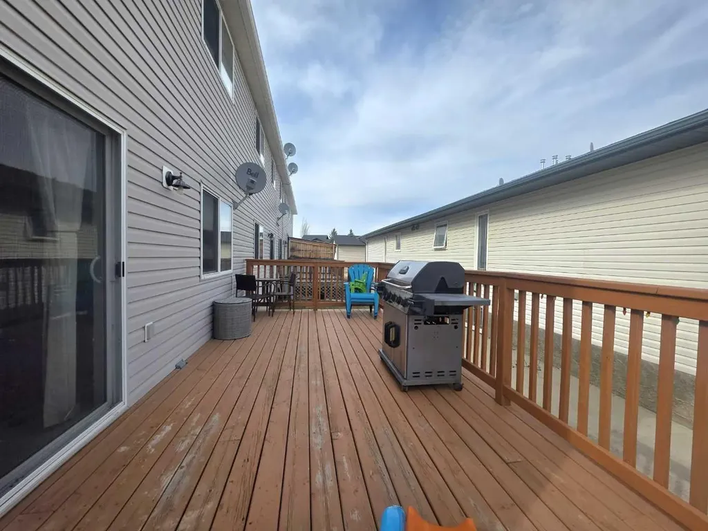2602 11 Avenue Wainwright AB T9W 1W2