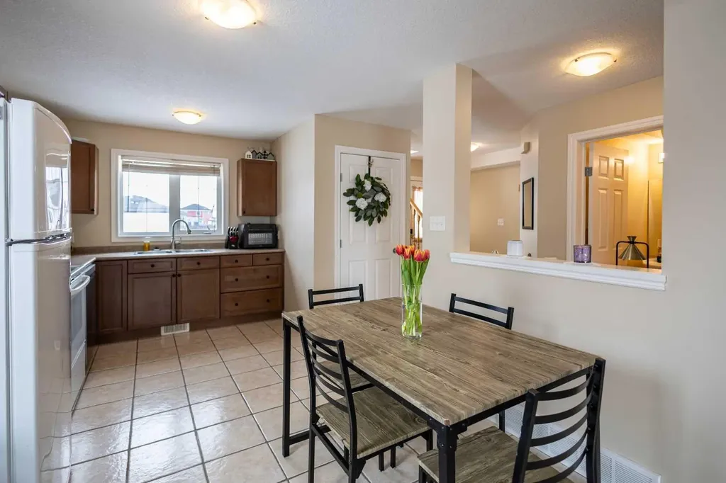 2602 11 Avenue Wainwright AB T9W 1W2