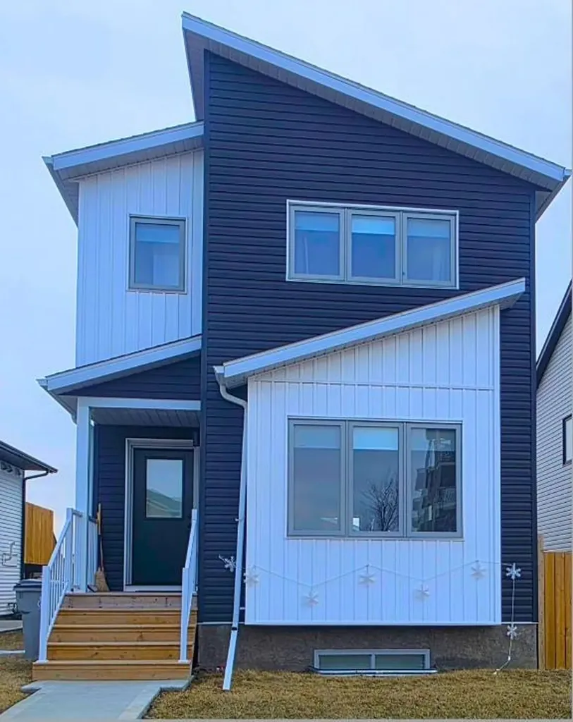 2713 11 Avenue Wainwright AB T9W 0A5