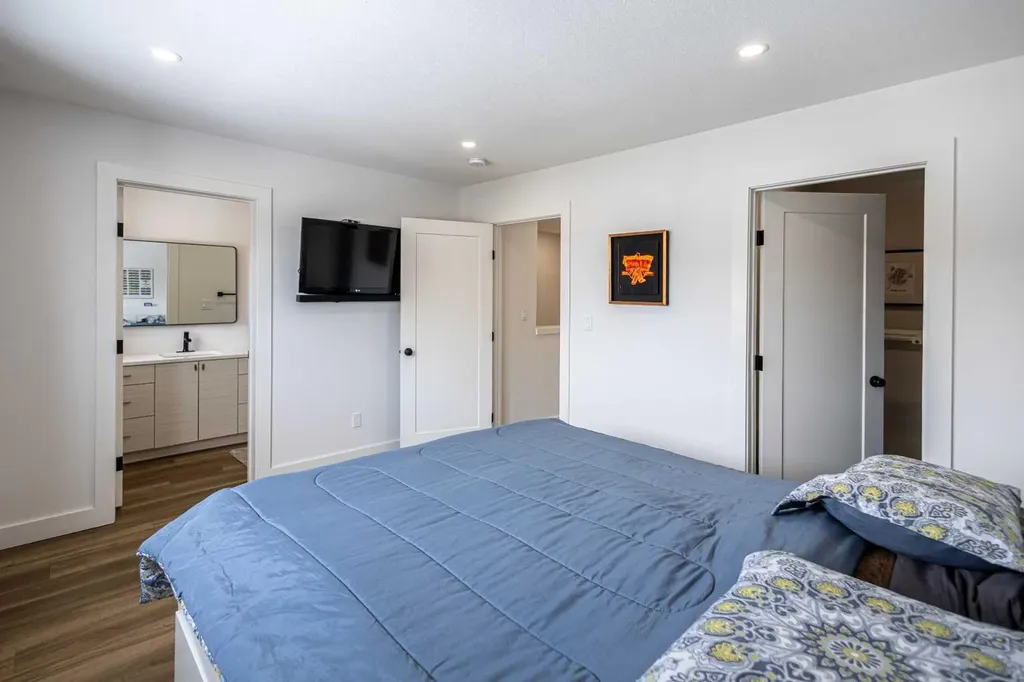 2713 11 Avenue Wainwright AB T9W 0A5