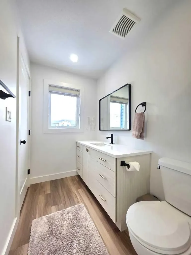 2713 11 Avenue Wainwright AB T9W 0A5