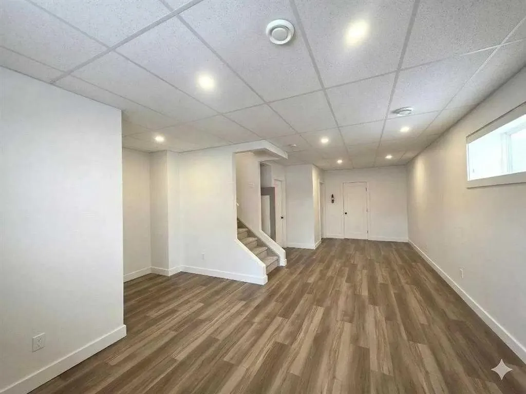 2713 11 Avenue Wainwright AB T9W 0A5