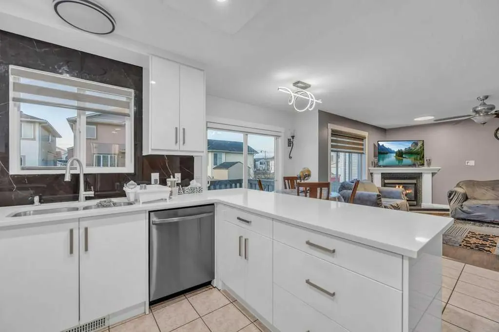 107 Taracove Landing NE Calgary AB T3J 4S7