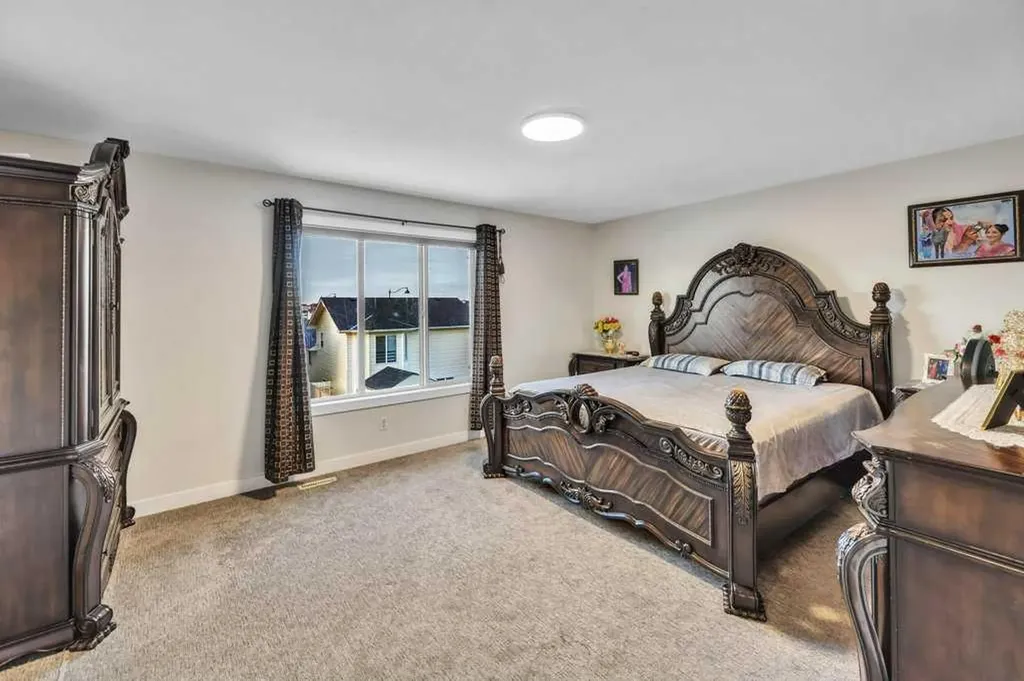 107 Taracove Landing NE Calgary AB T3J 4S7