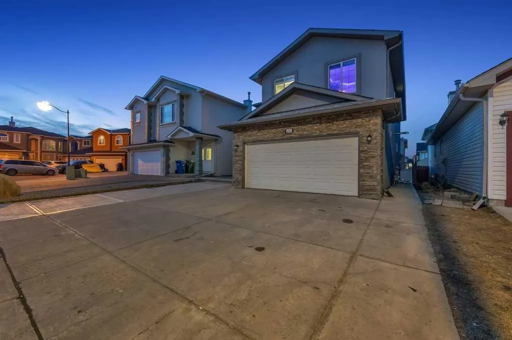 107 Taracove Landing NE Calgary AB T3J 4S7