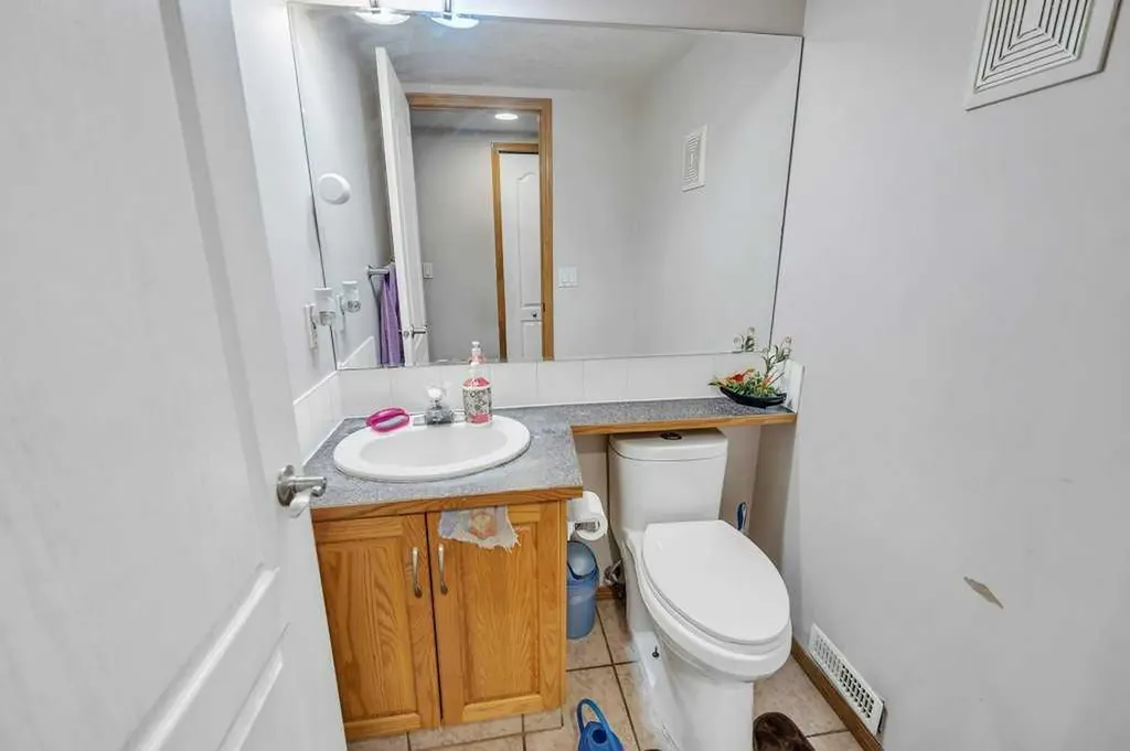 107 Taracove Landing NE Calgary AB T3J 4S7