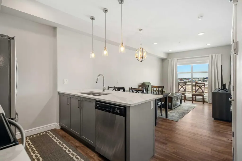 19621 40 Street SE Calgary AB T3M 3B2