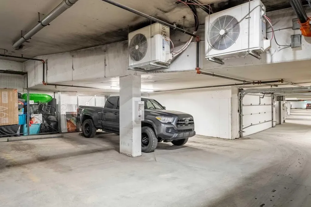 19621 40 Street SE Calgary AB T3M 3B2