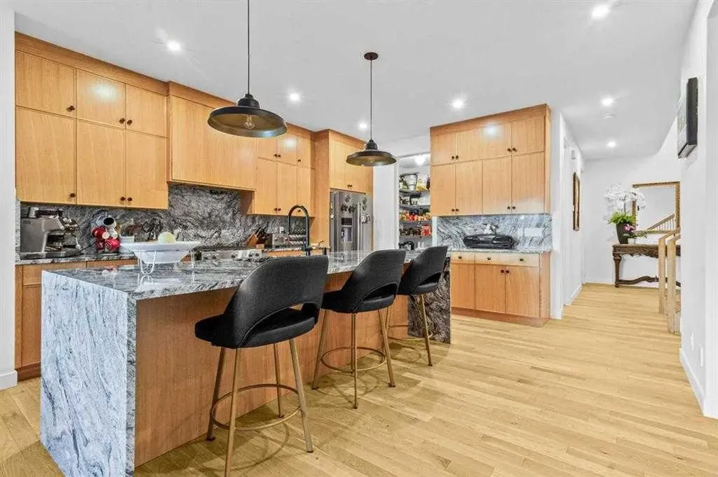 44 Ranchers Way Okotoks AB T1S4C8