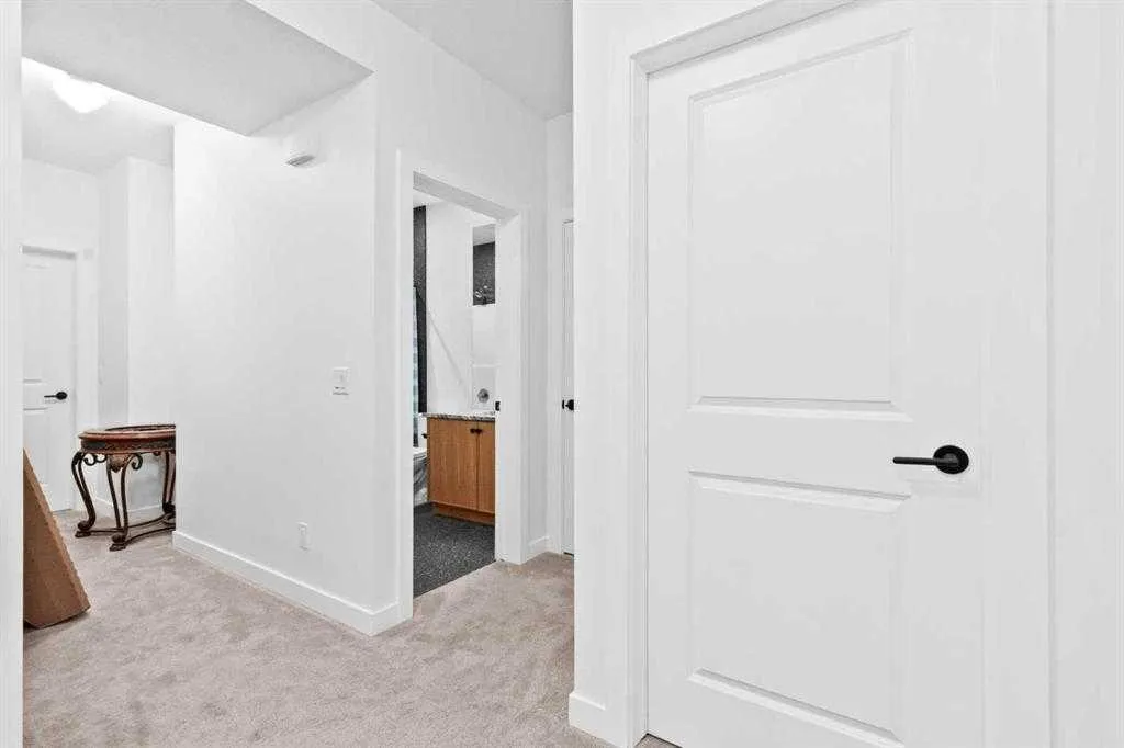 44 Ranchers Way Okotoks AB T1S4C8